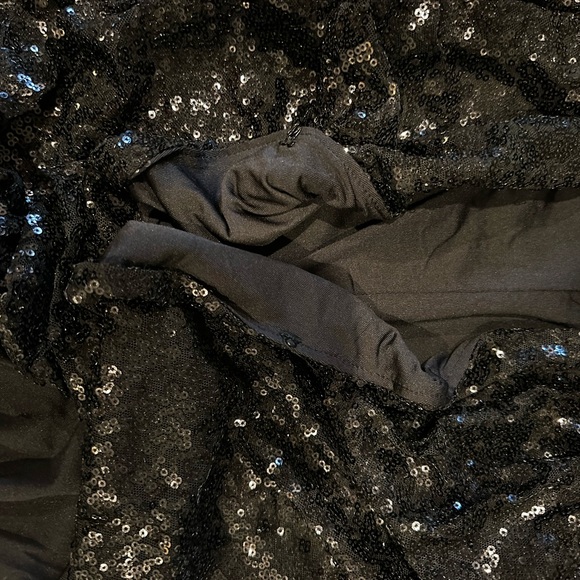 H&M black sequin bodysuit NEVER worn - Picture 5 of 5